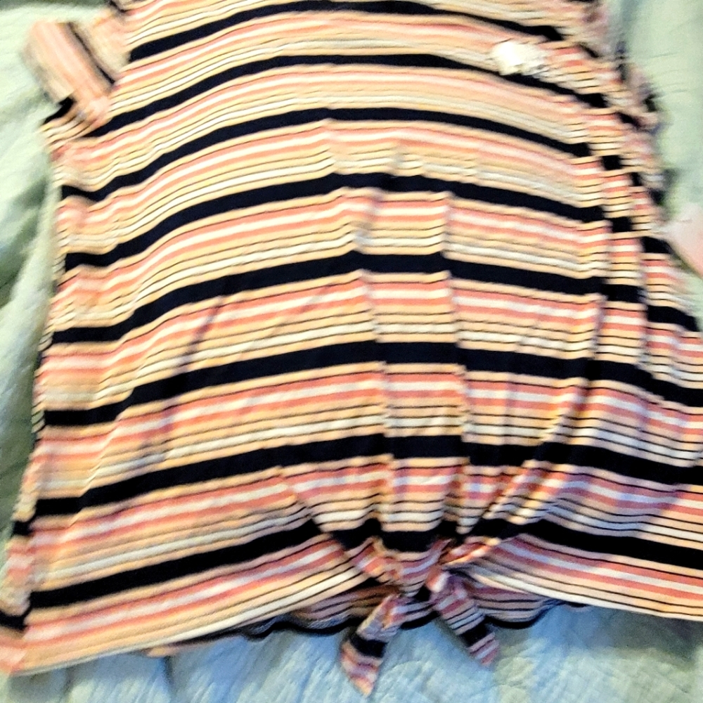 Front knot Tshirt